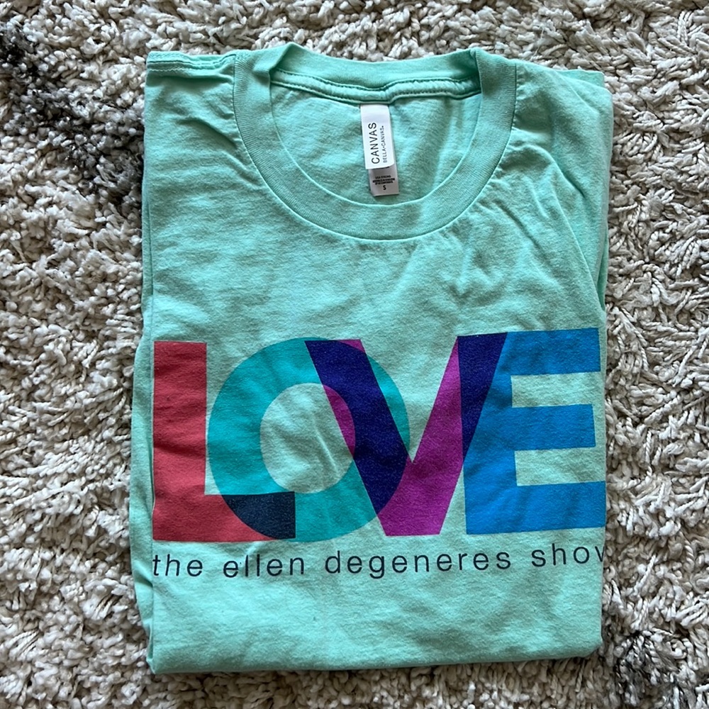 Ellen degeneres tee